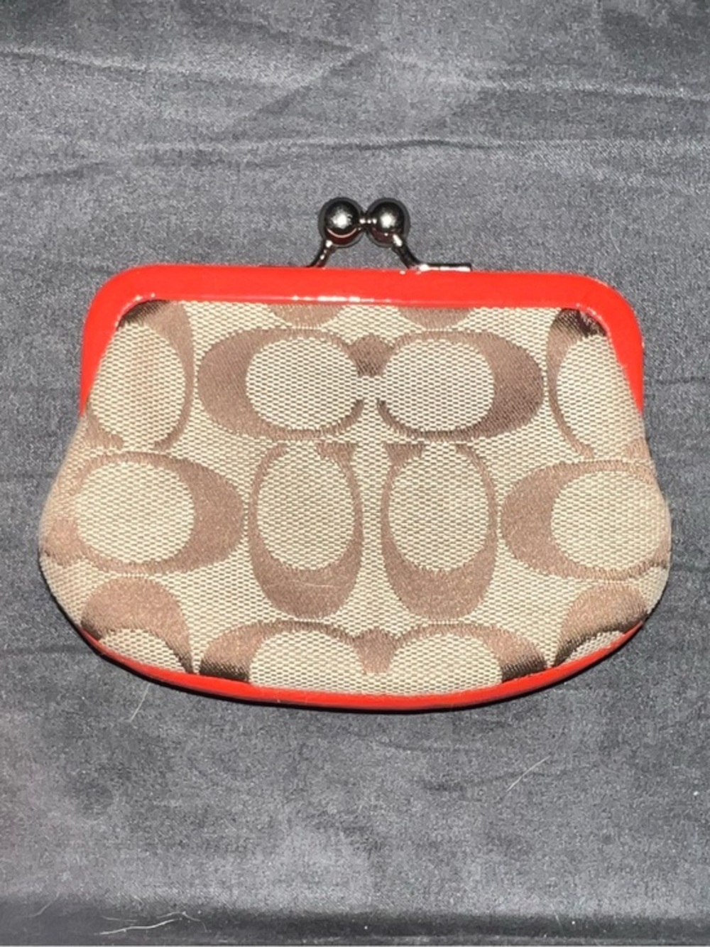 VINTAGE COACH Kisslock Coin Purse Wallet Signature Jacquard Tan/Red with Silver